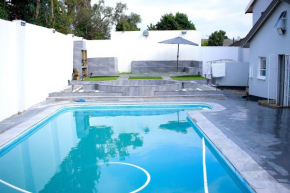 Semeni Asante Guesthouse Getaway